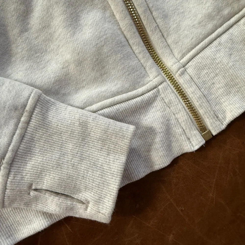 Lululemon 6 oatmeal grey Gray Zip-Up Hoodie with gold accents - Picture 3 of 6